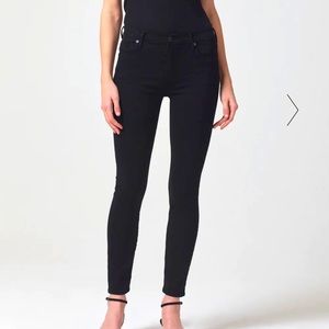 Citizens of humanity, rocket high rise jeans black size 28.